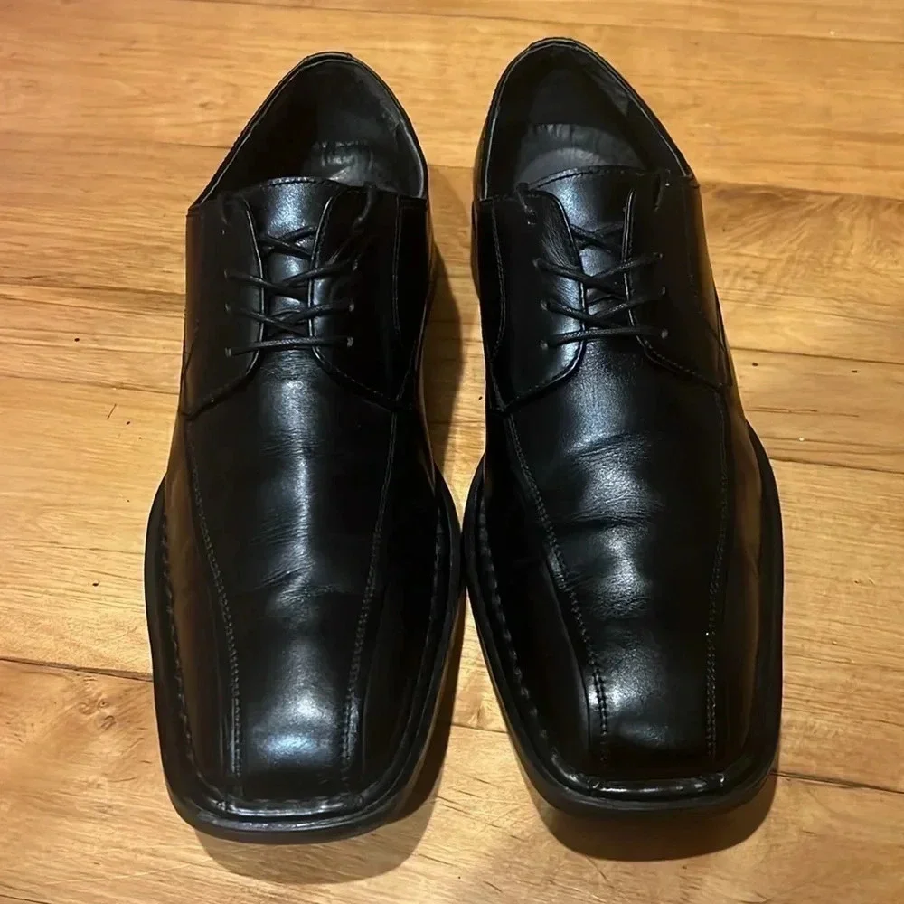 Florsheim 18454-01 Black Leather Men’s Oxford Lace Up Shoe 9D